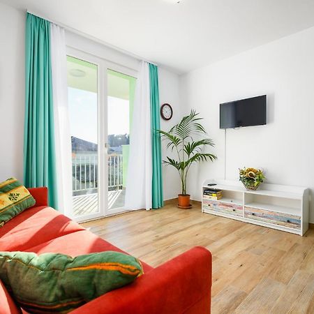 Andrea House With Apartments Умаг Экстерьер фото