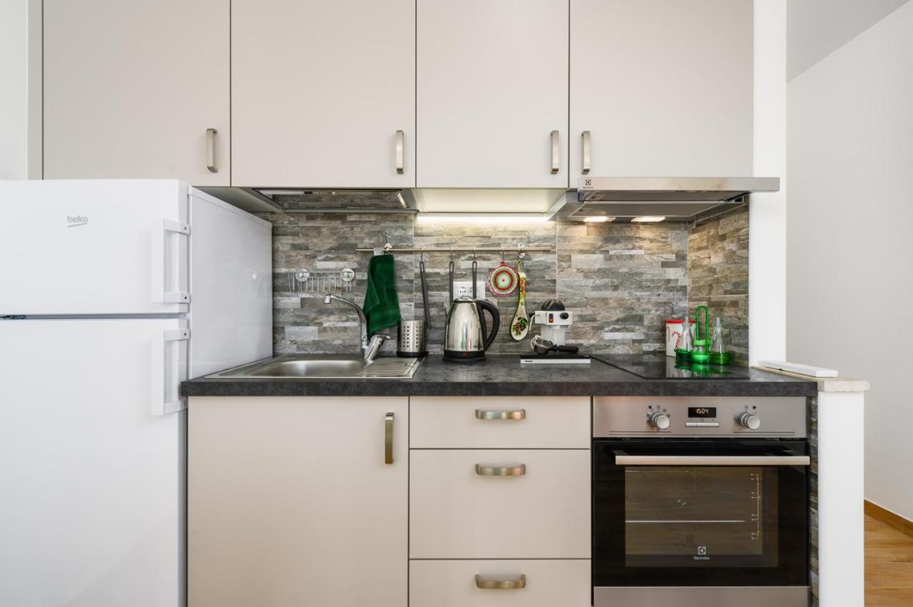 Andrea House With Apartments Умаг Экстерьер фото