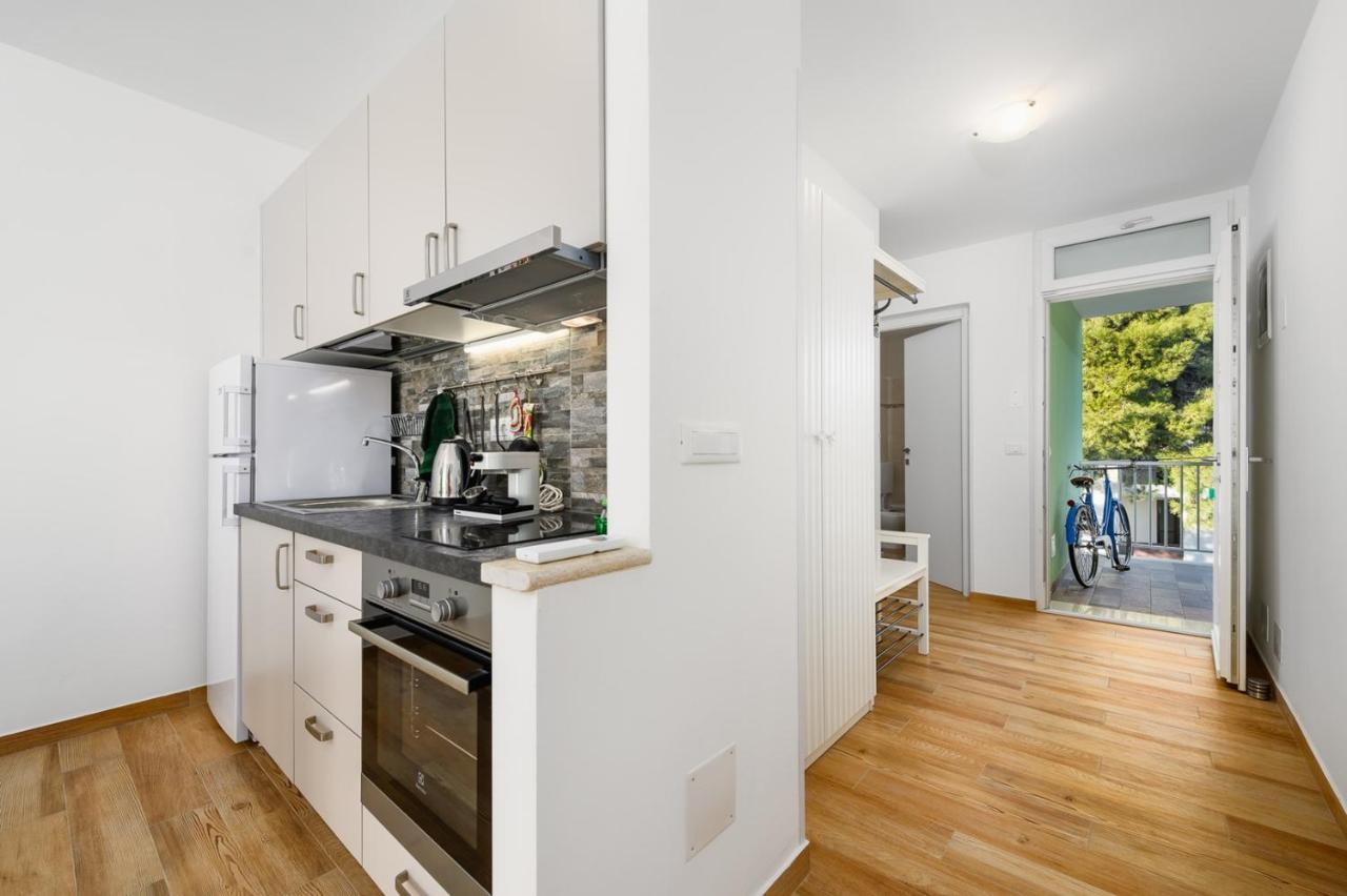 Andrea House With Apartments Умаг Экстерьер фото