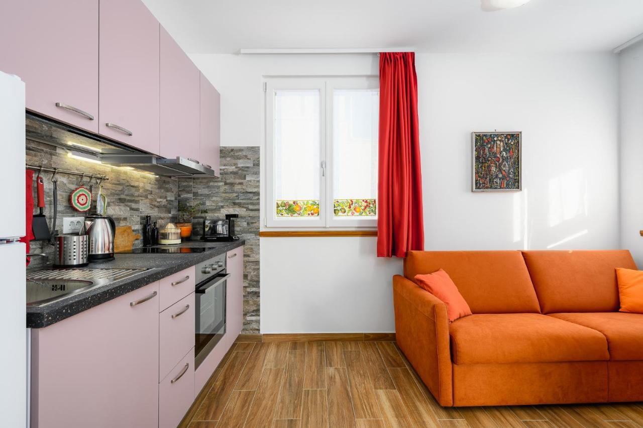 Andrea House With Apartments Умаг Экстерьер фото