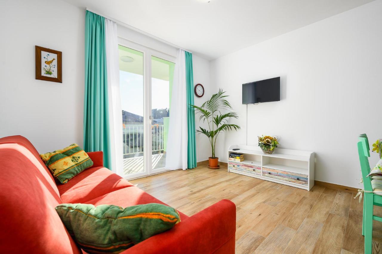 Andrea House With Apartments Умаг Экстерьер фото