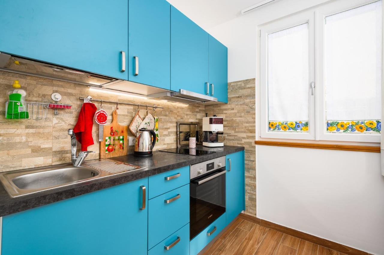Andrea House With Apartments Умаг Экстерьер фото